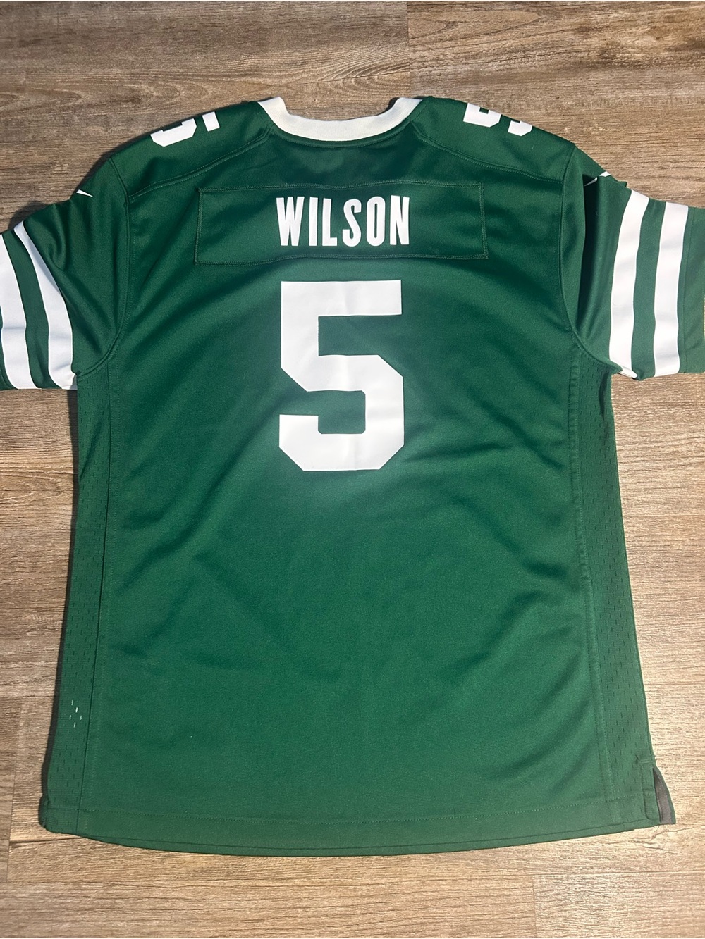 New York Jets. Garret Wilson Jersey. Like New. Youth XL